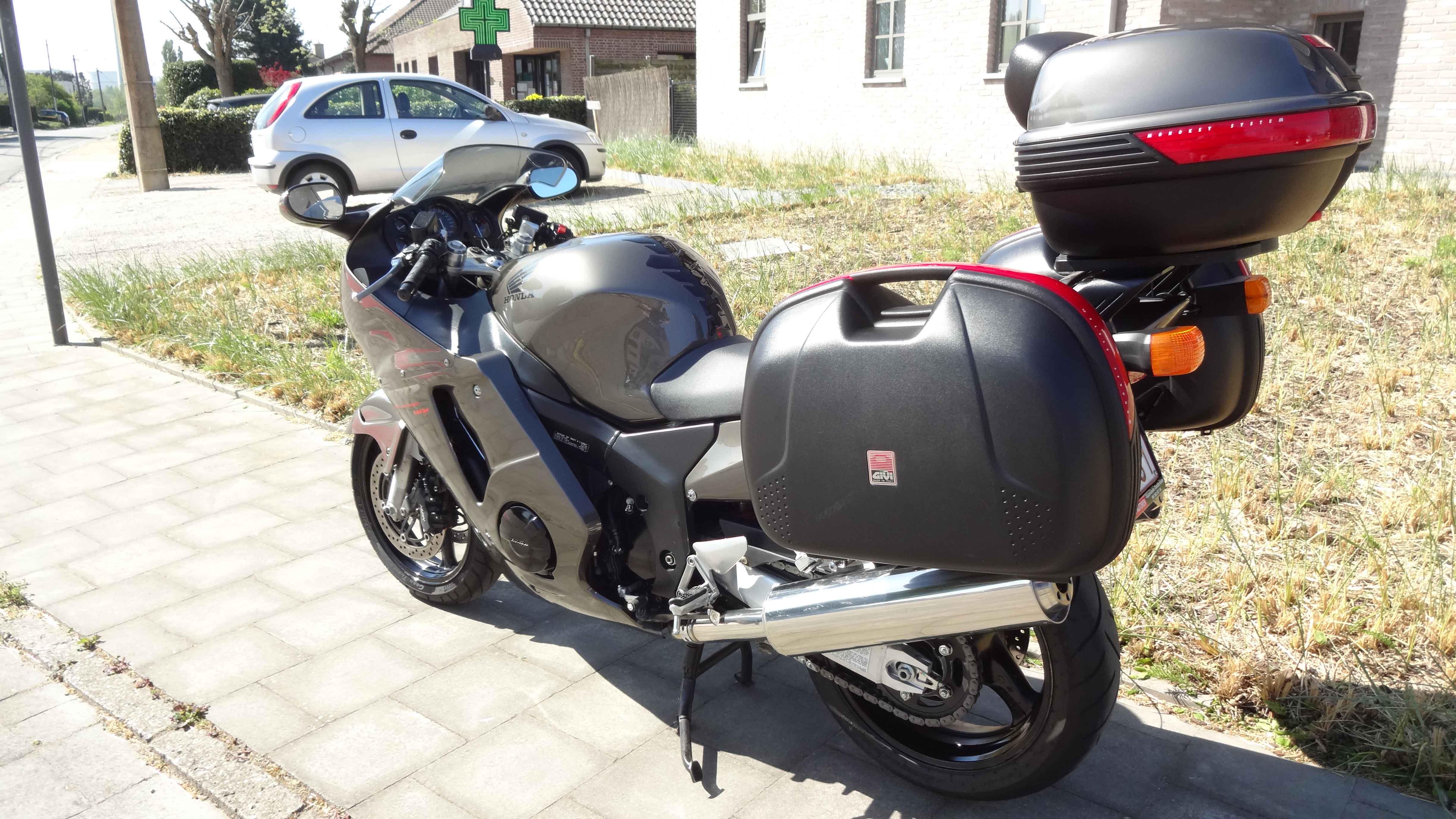 CBR1100XX (20).JPG